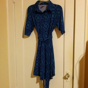 Vfish blue kaleidoscope belted shirt dress size medium
